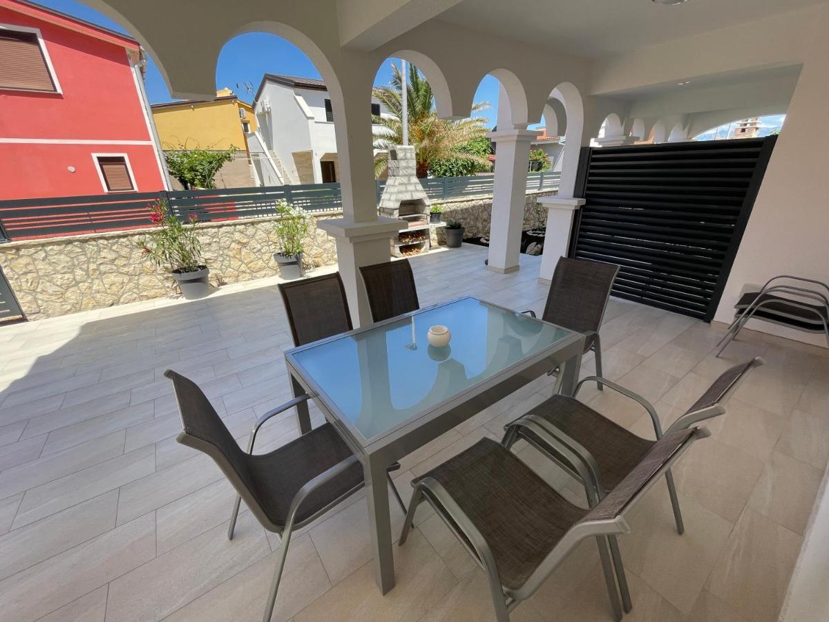Apartmenthouse Ines Вир Екстериор снимка