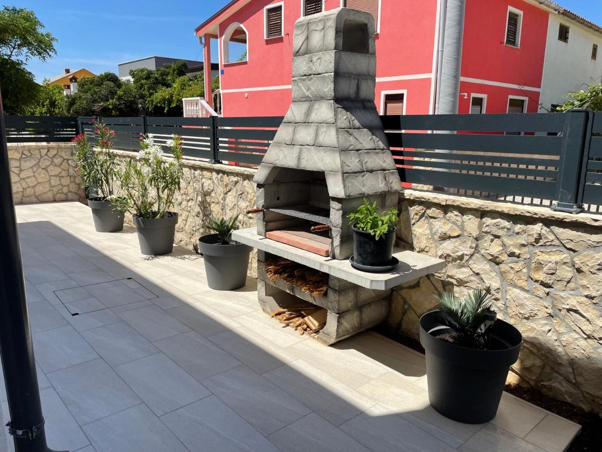 Apartmenthouse Ines Вир Екстериор снимка