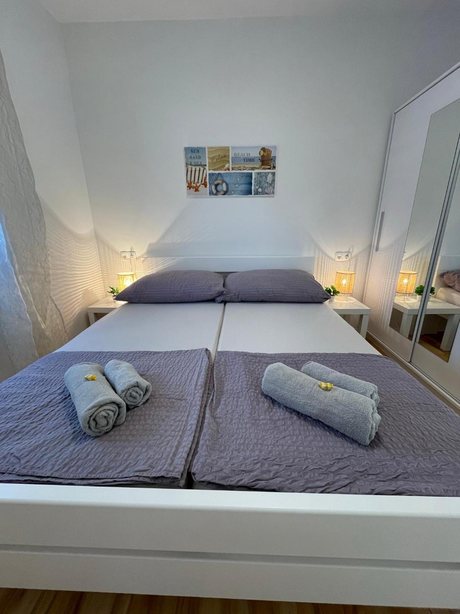 Apartmenthouse Ines Вир Екстериор снимка